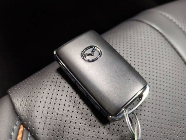 Thumbnail: 2026 Mazda CX-50 - 36
