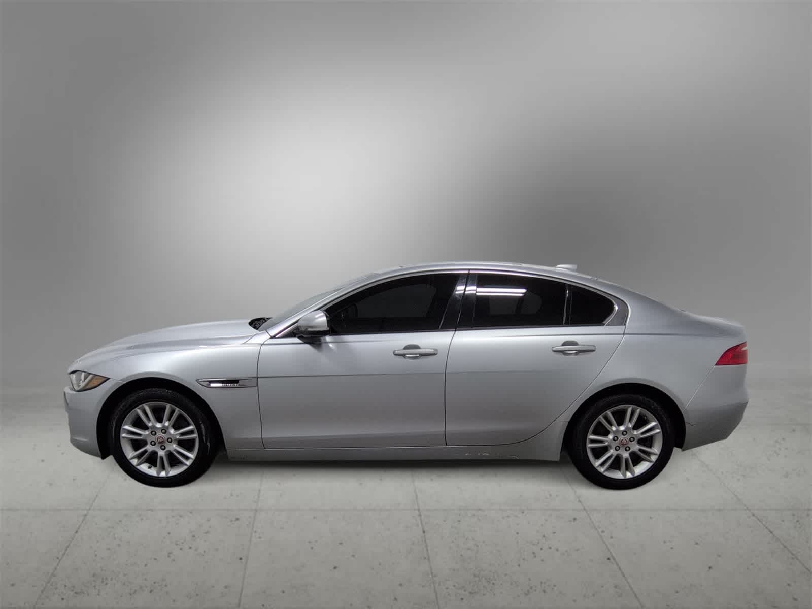 Thumbnail: 2018 Jaguar XE - 5