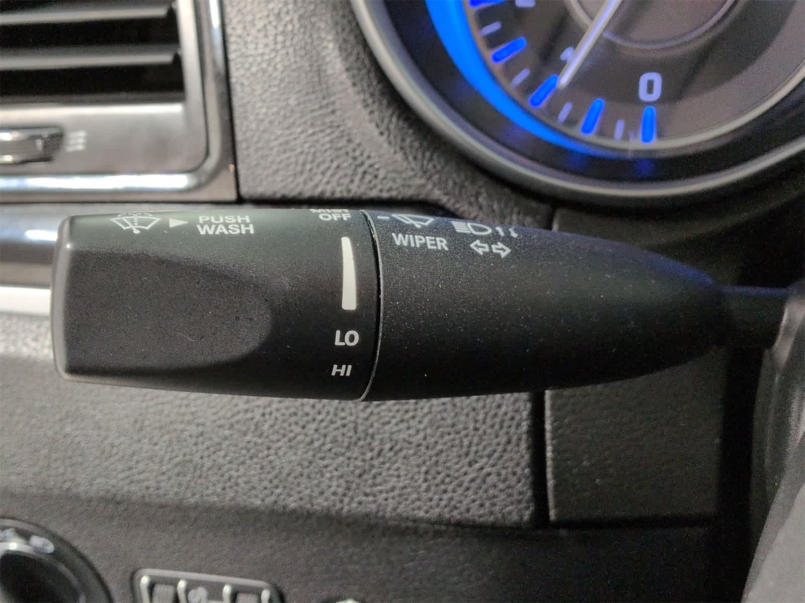 Thumbnail: 2022 Chrysler 300 - 29