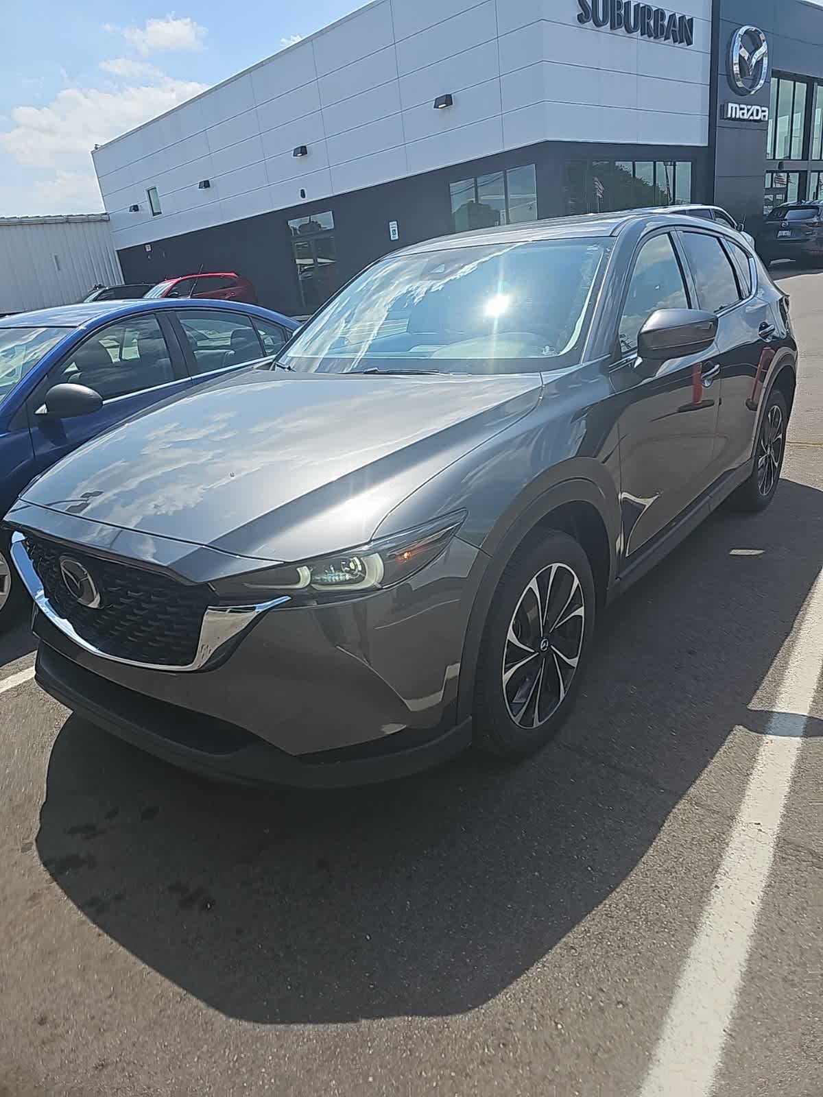 Thumbnail: 2022 Mazda CX-5 - 3