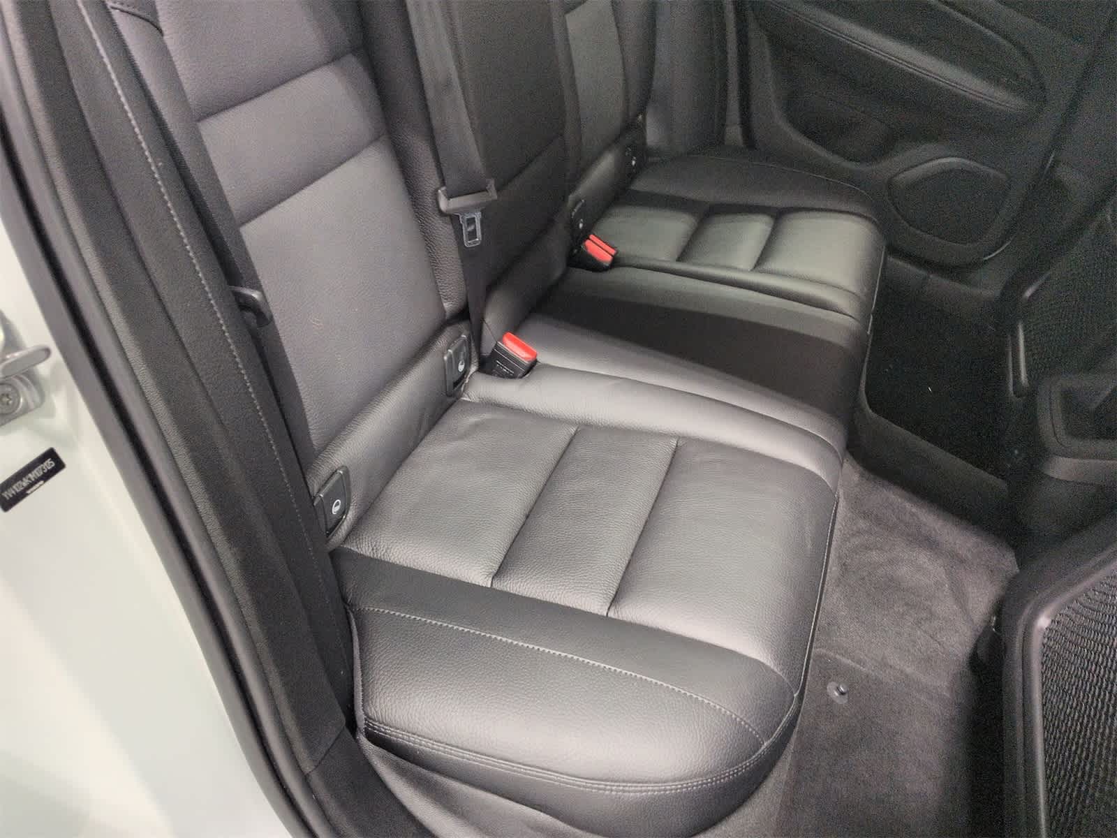 Thumbnail: 2021 Volvo S60 - 22