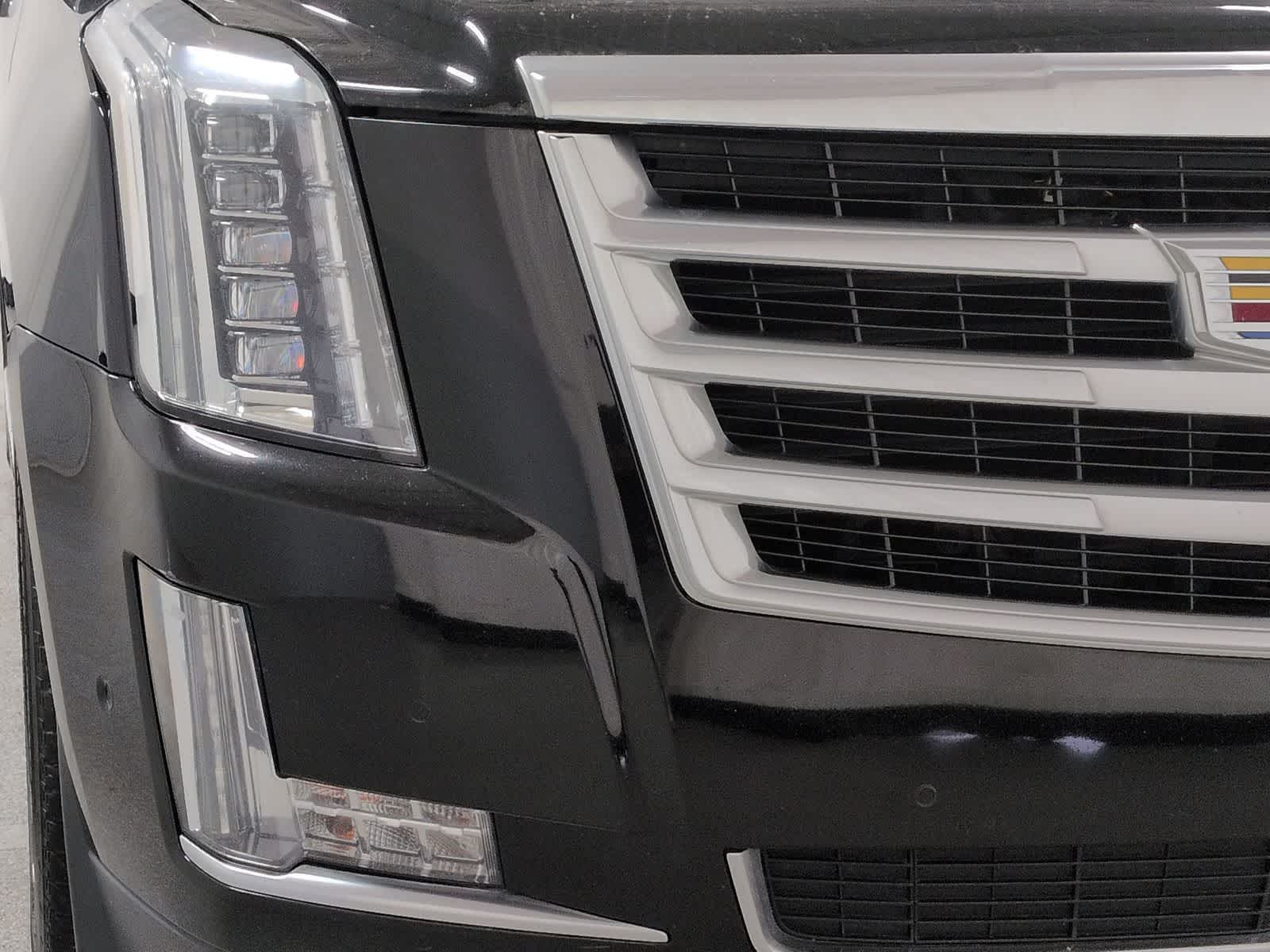 Thumbnail: 2018 Cadillac Escalade - 11