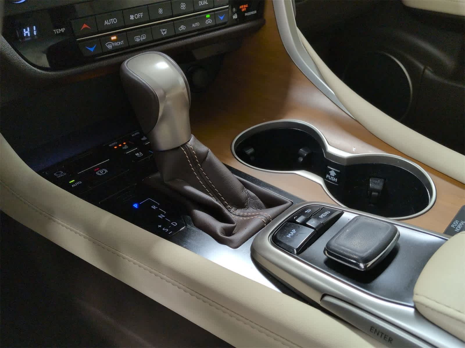 Thumbnail: 2018 Lexus RX - 34