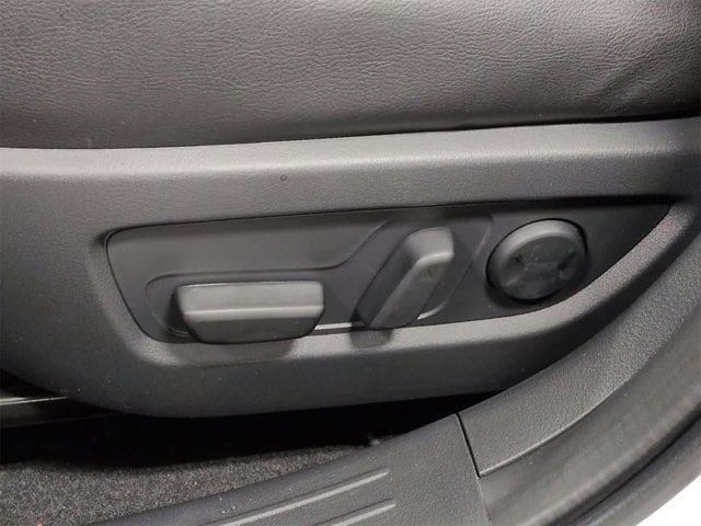 Thumbnail: 2026 Mazda CX-50 - 18