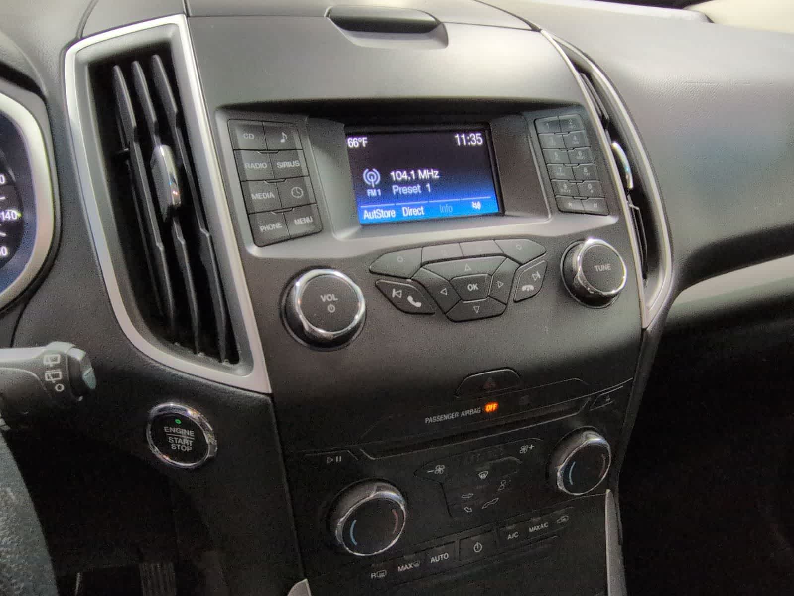 Thumbnail: 2017 Ford Edge - 28