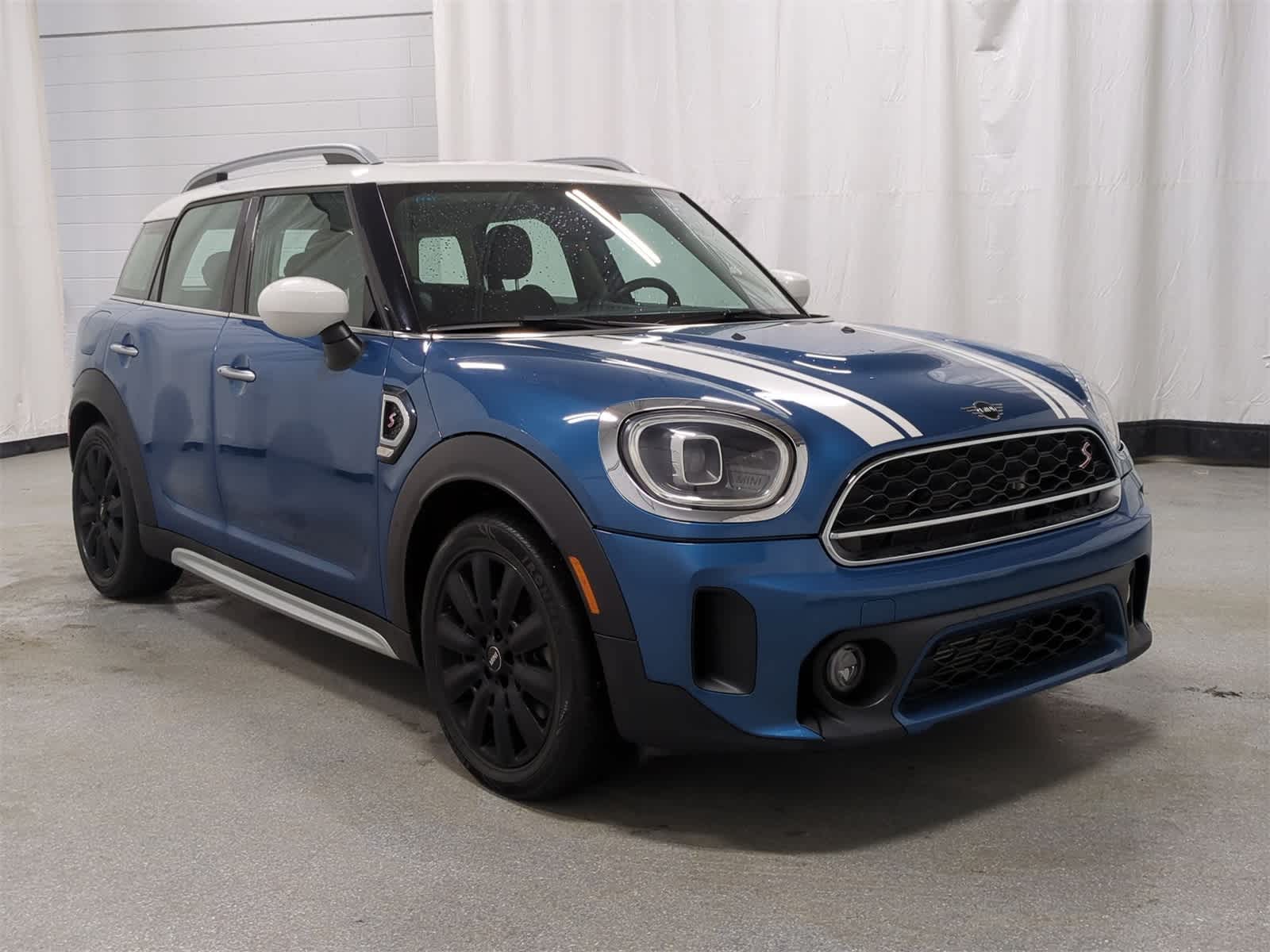Thumbnail: 2023 MINI Cooper Countryman - 16