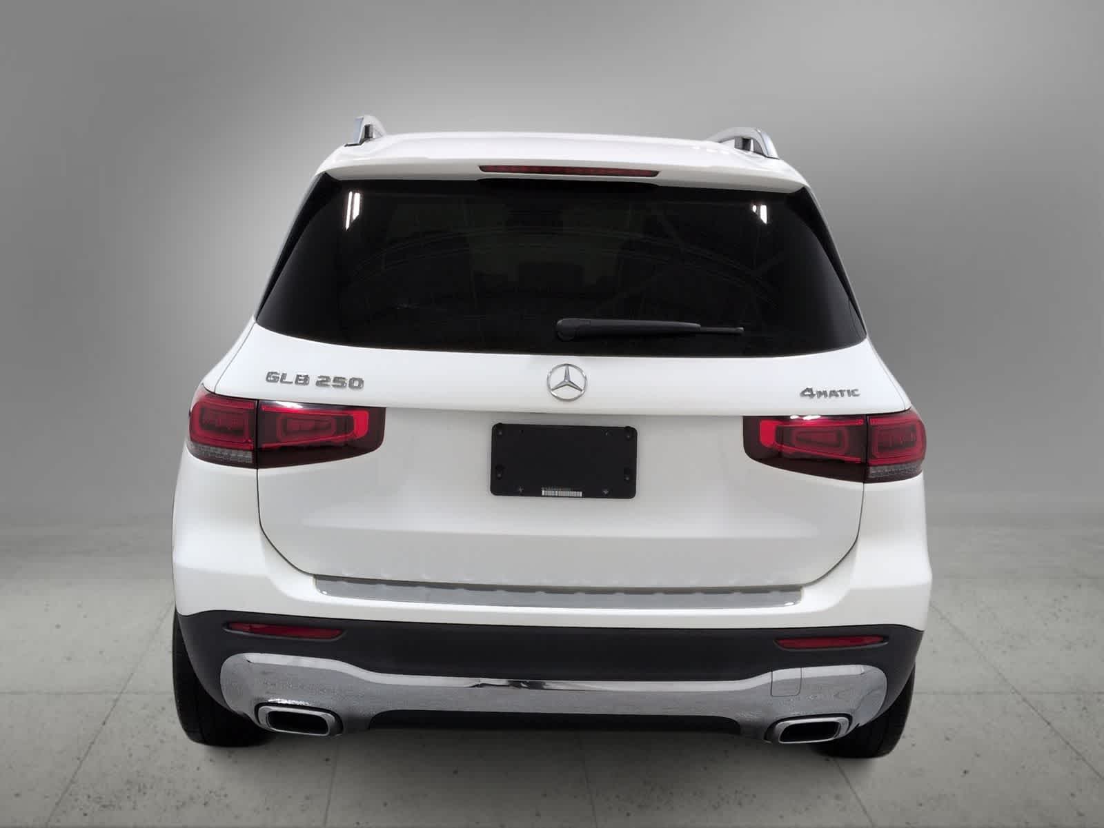 Thumbnail: 2022 Mercedes-Benz GLB - 7