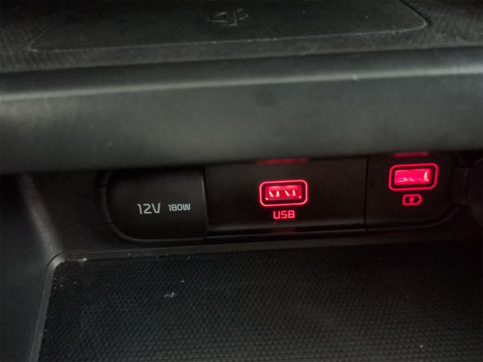 Thumbnail: 2020 Kia Soul - 32