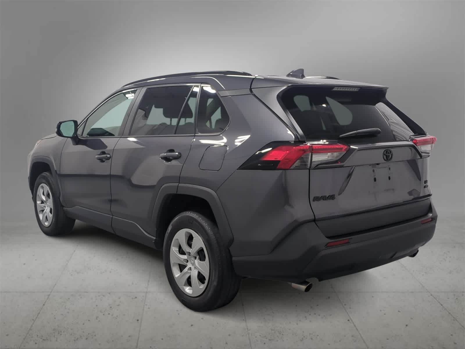 Thumbnail: 2019 Toyota RAV4 - 6