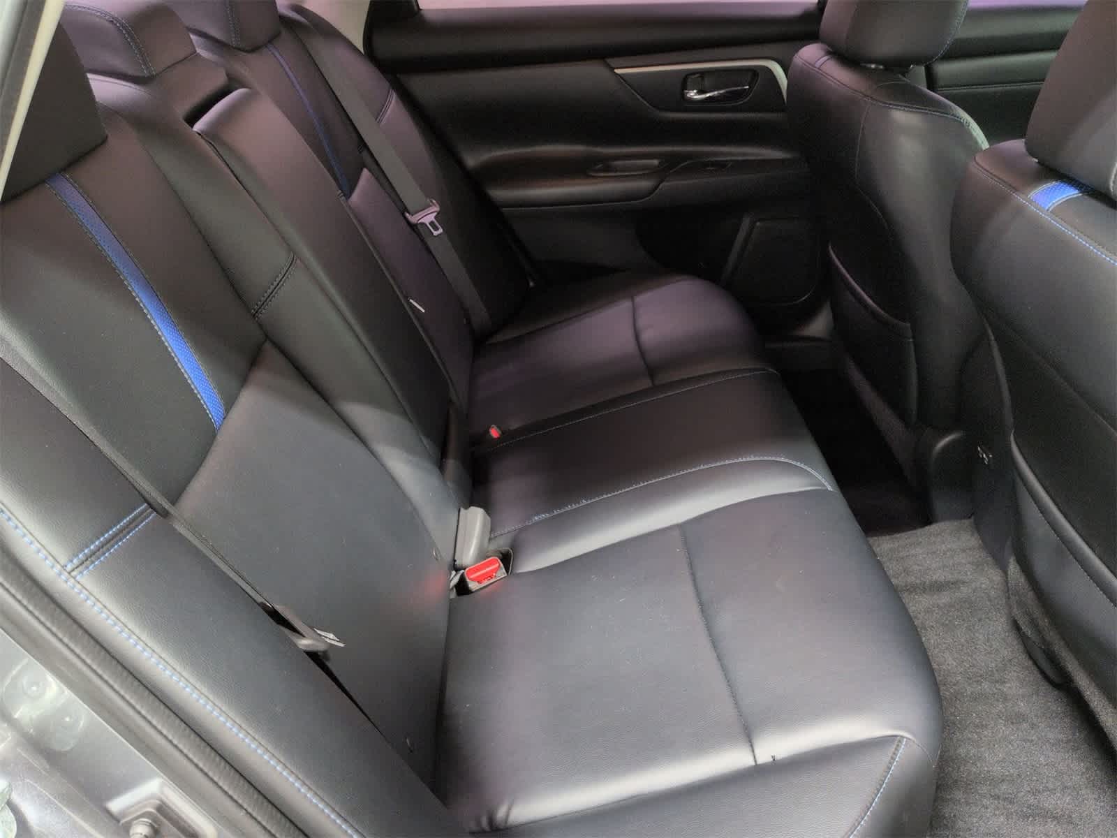 Thumbnail: 2018 Nissan Altima - 21