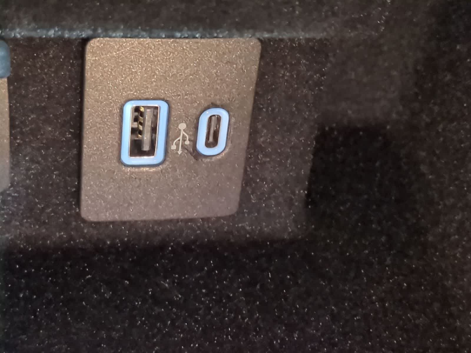 Thumbnail: 2020 Lincoln Corsair - 37