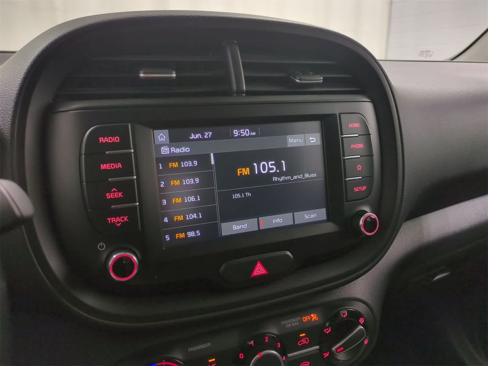 Thumbnail: 2020 Kia Soul - 30