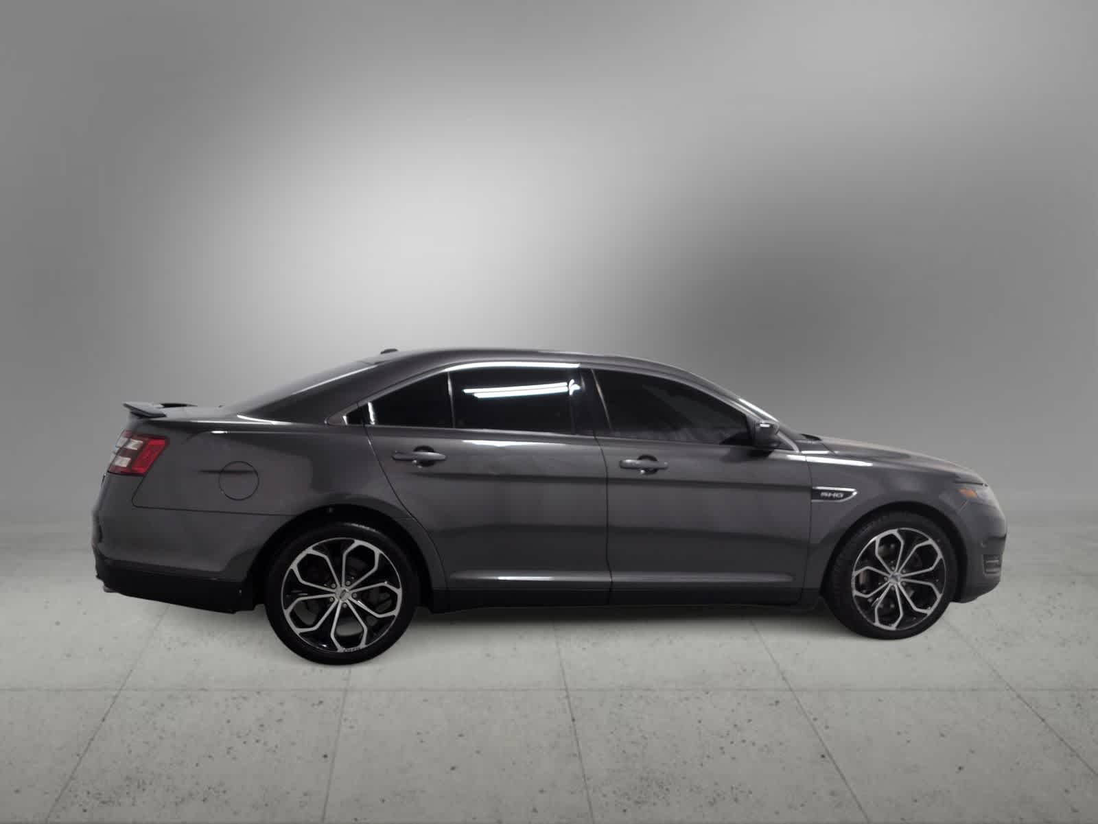 Thumbnail: 2017 Ford Taurus - 9