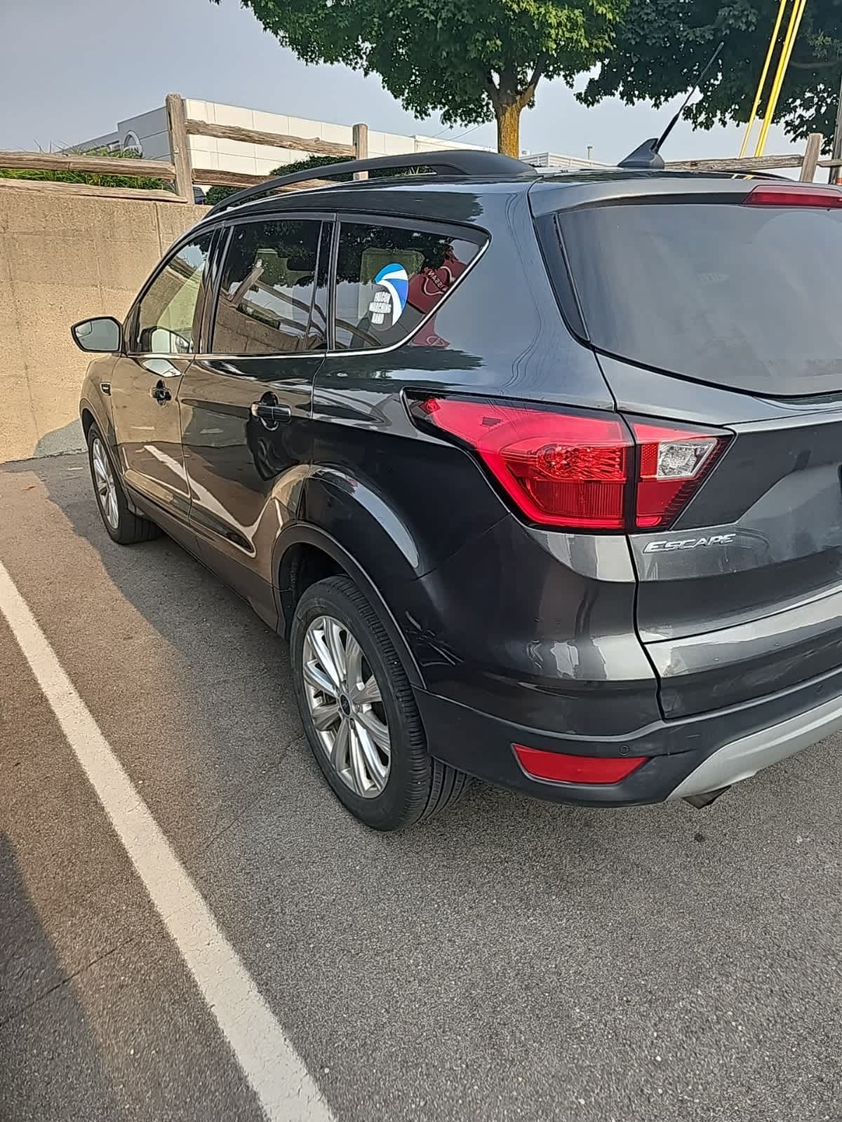Thumbnail: 2019 Ford Escape - 4