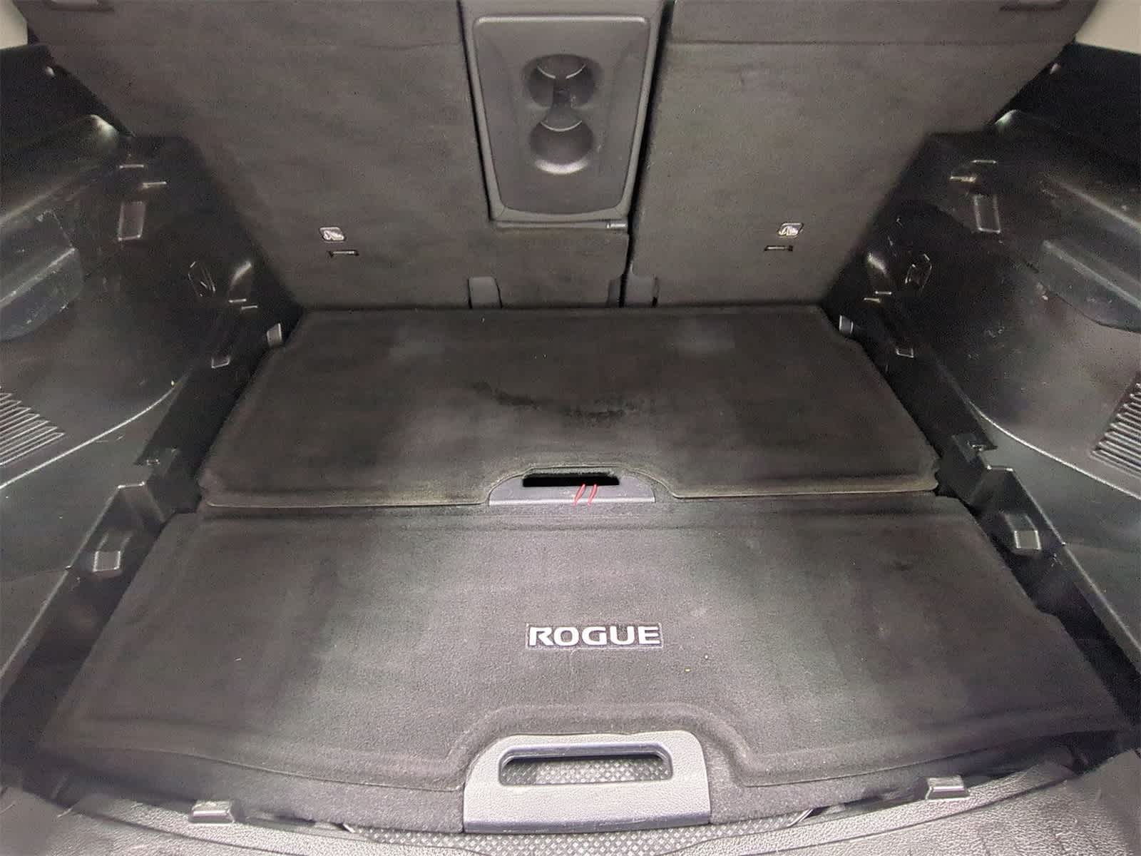 Thumbnail: 2020 Nissan Rogue - 33