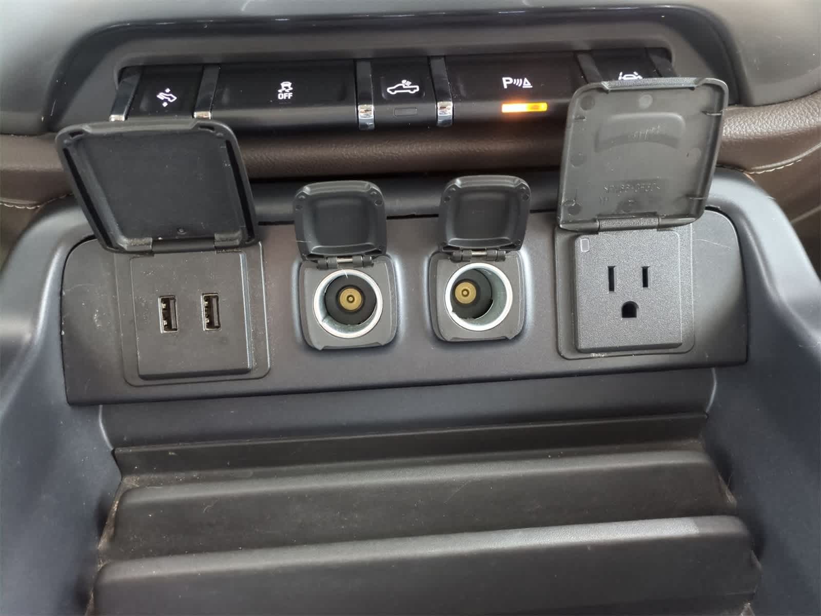 2016 Chevrolet Silverado 1500 LTZ 31