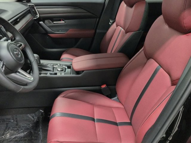 Thumbnail: 2026 Mazda CX-50 - 17