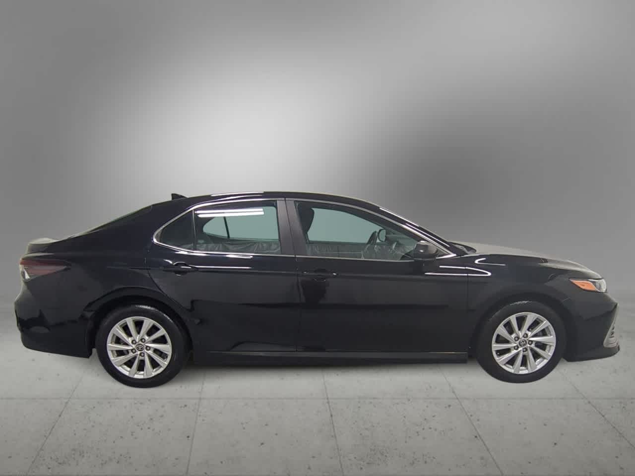 Thumbnail: 2021 Toyota Camry - 9