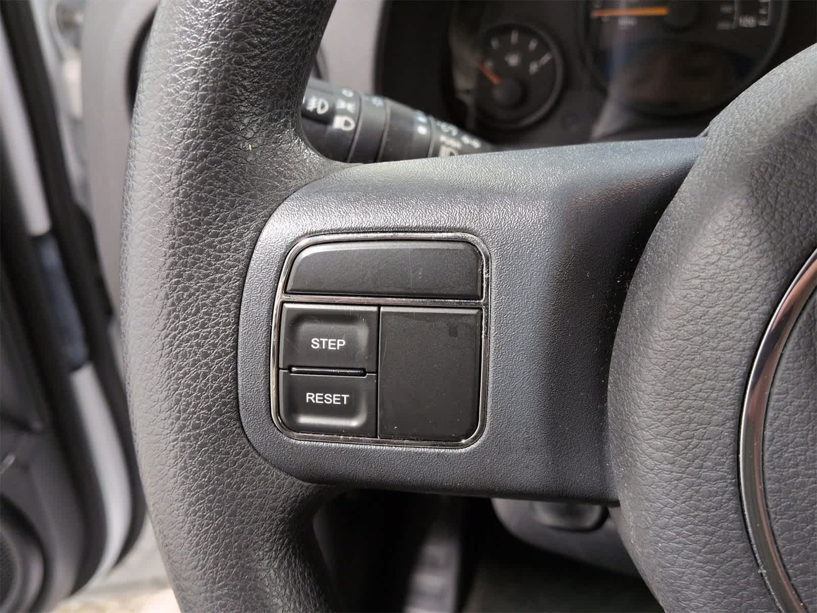 Thumbnail: 2016 Jeep Patriot - 24