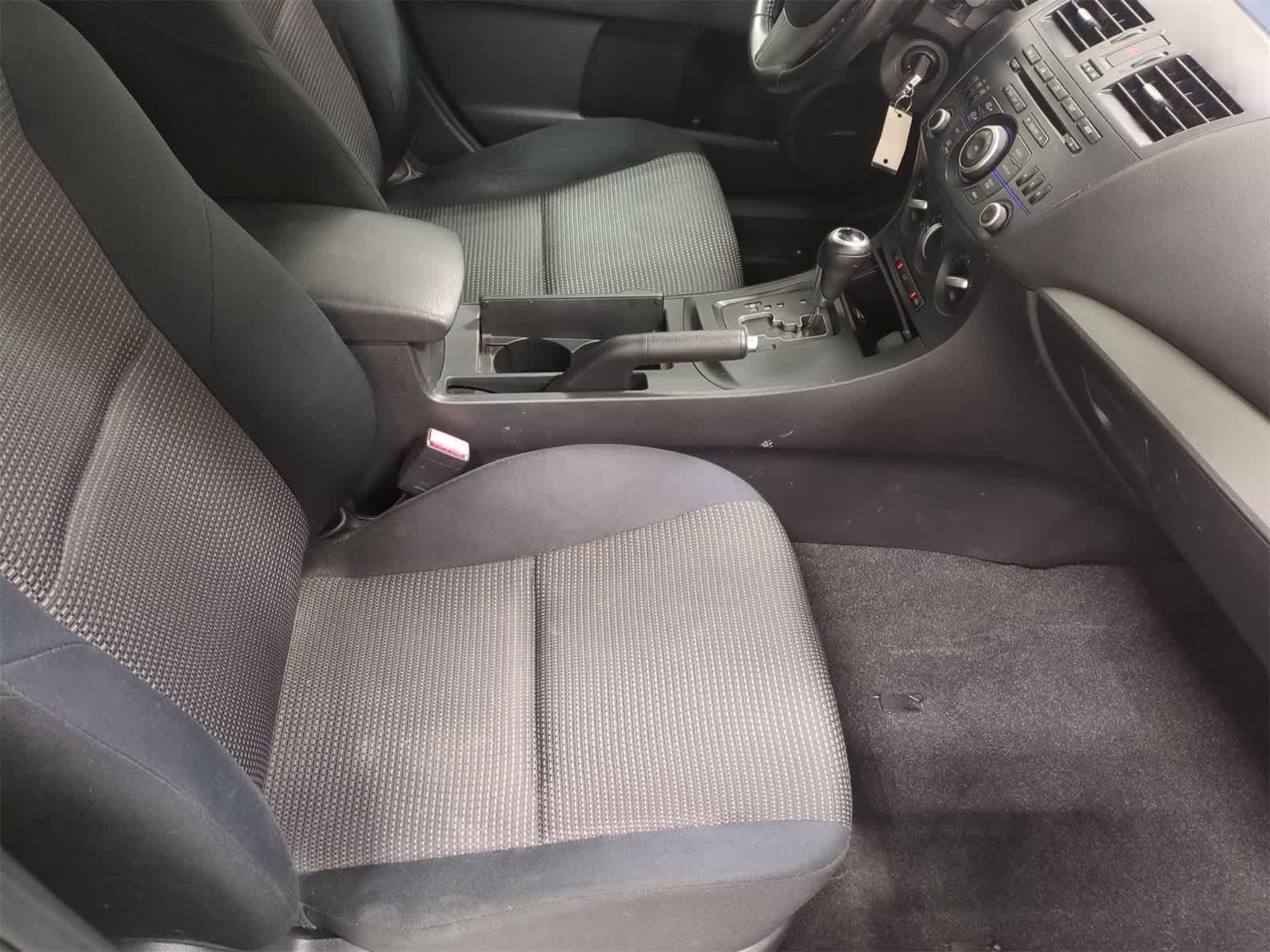 Thumbnail: 2012 Mazda Mazda3 - 24
