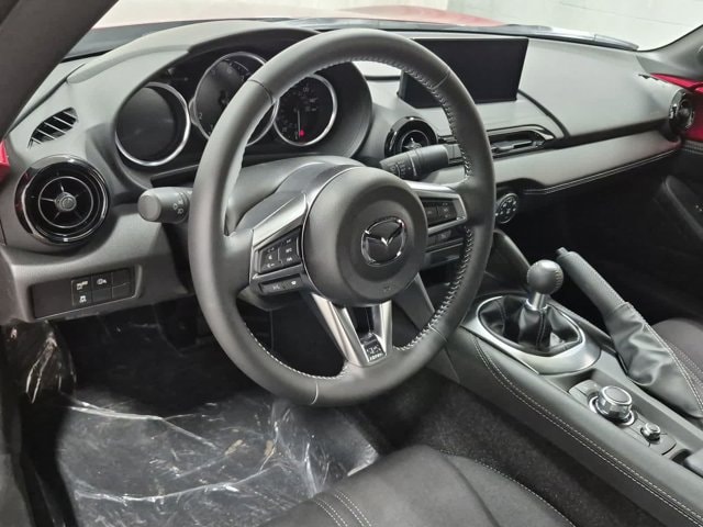 Thumbnail: 2026 Mazda MX-5 Miata - 10