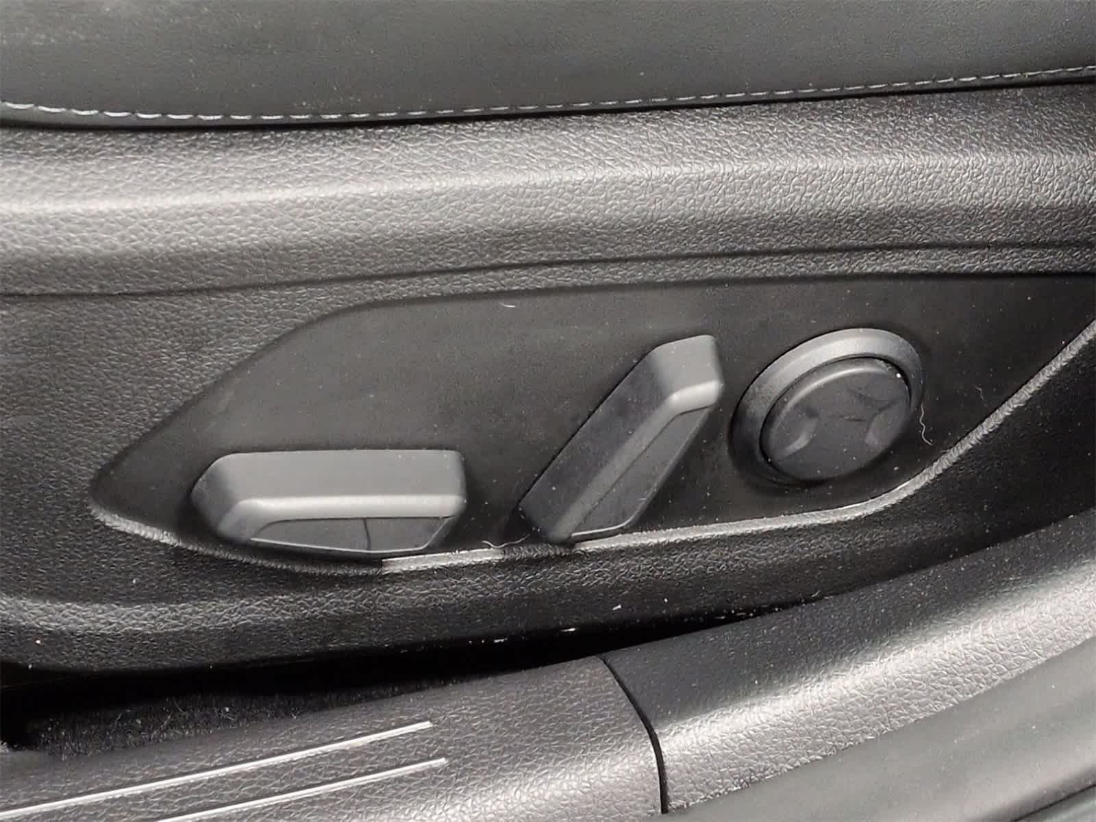 Thumbnail: 2023 Kia K5 - 18