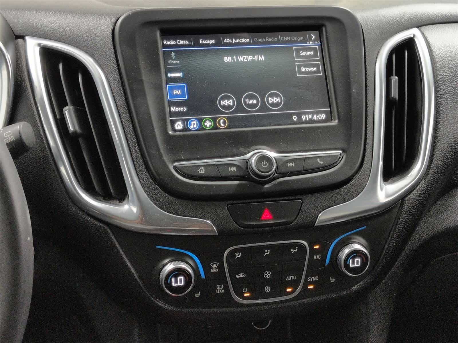Thumbnail: 2019 Chevrolet Equinox - 28