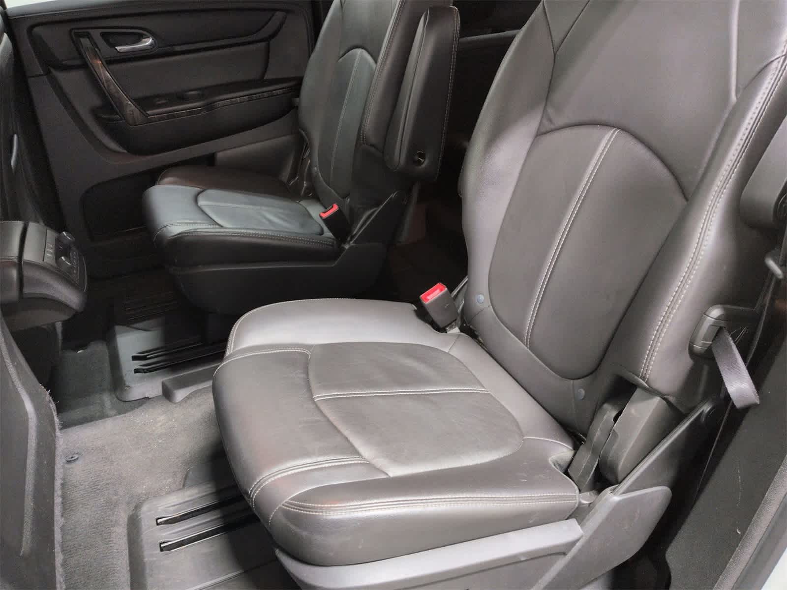 Thumbnail: 2017 GMC Acadia - 21