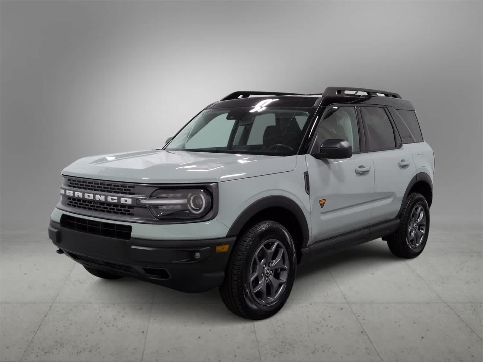 Thumbnail: 2022 Ford Bronco Sport - 1
