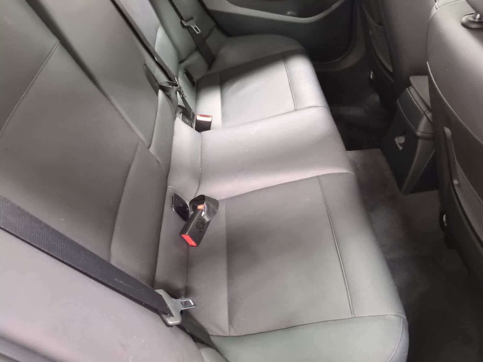 Thumbnail: 2014 BMW X1 - 29