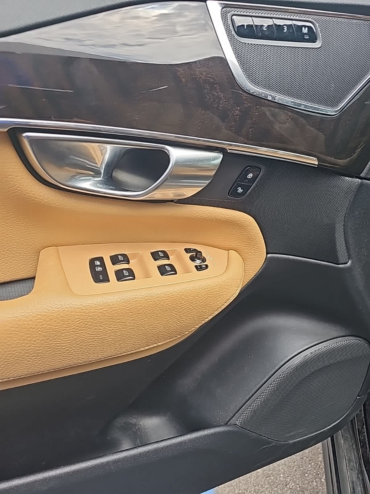 Thumbnail: 2018 Volvo XC90 - 9