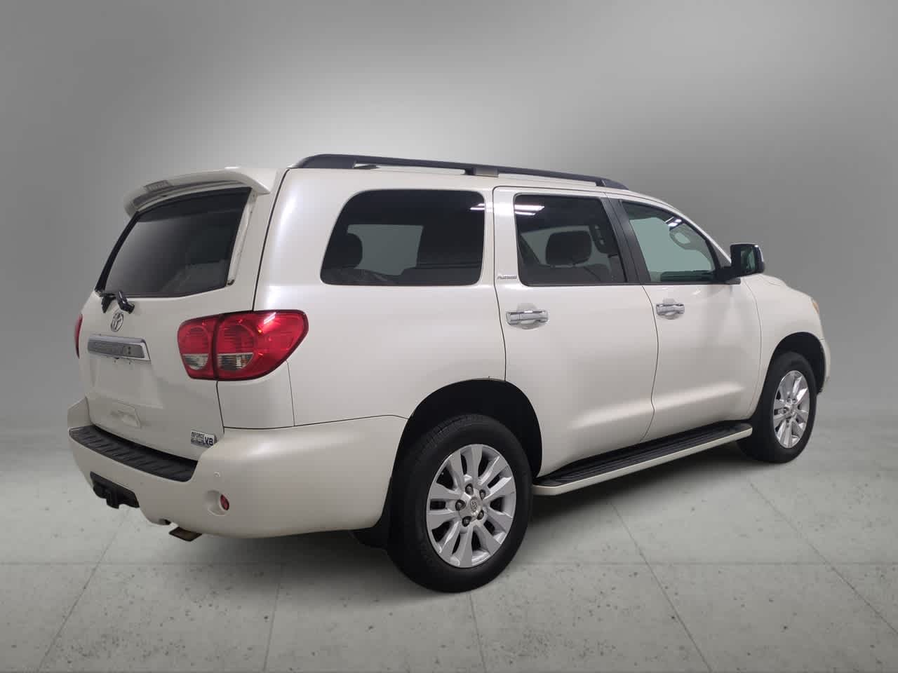 Thumbnail: 2013 Toyota Sequoia - 8