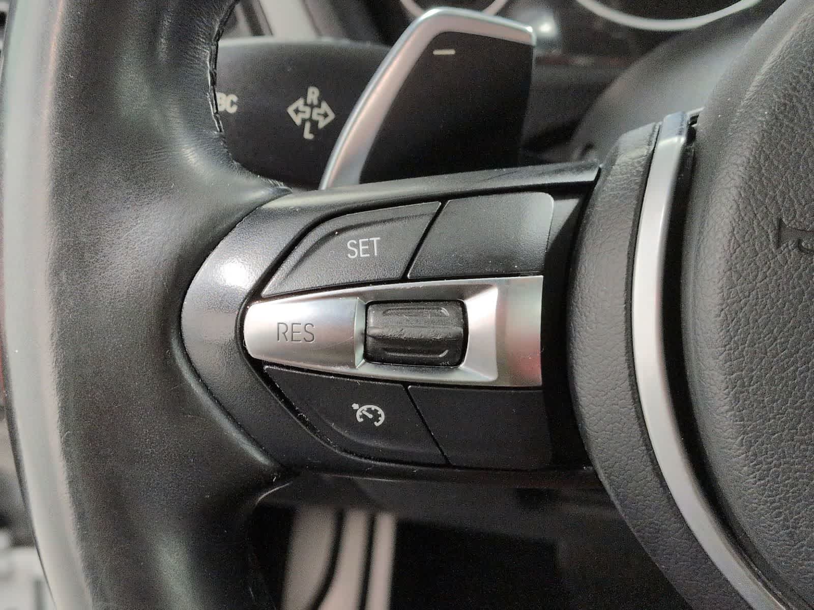 Thumbnail: 2016 BMW 3 Series - 26