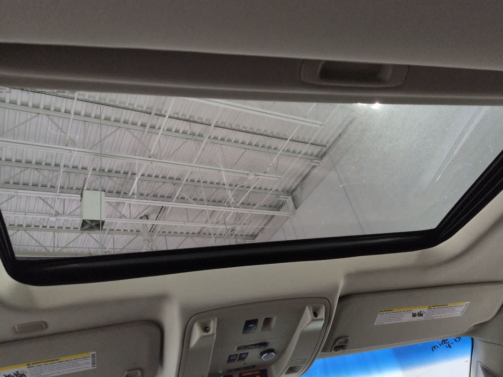 Thumbnail: 2018 Cadillac Escalade - 19