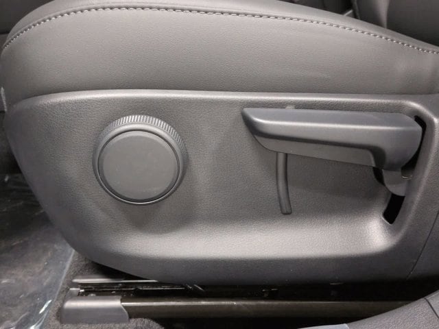 Thumbnail: 2025 Mazda CX-30 - 18