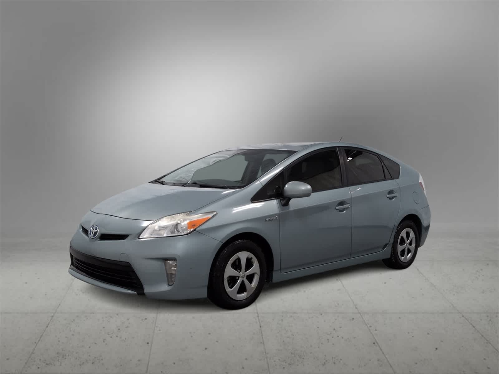 Thumbnail: 2013 Toyota Prius - 4