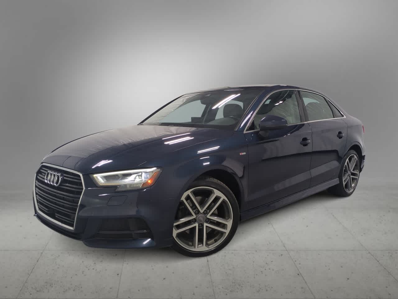 Thumbnail: 2017 Audi A3 - 1