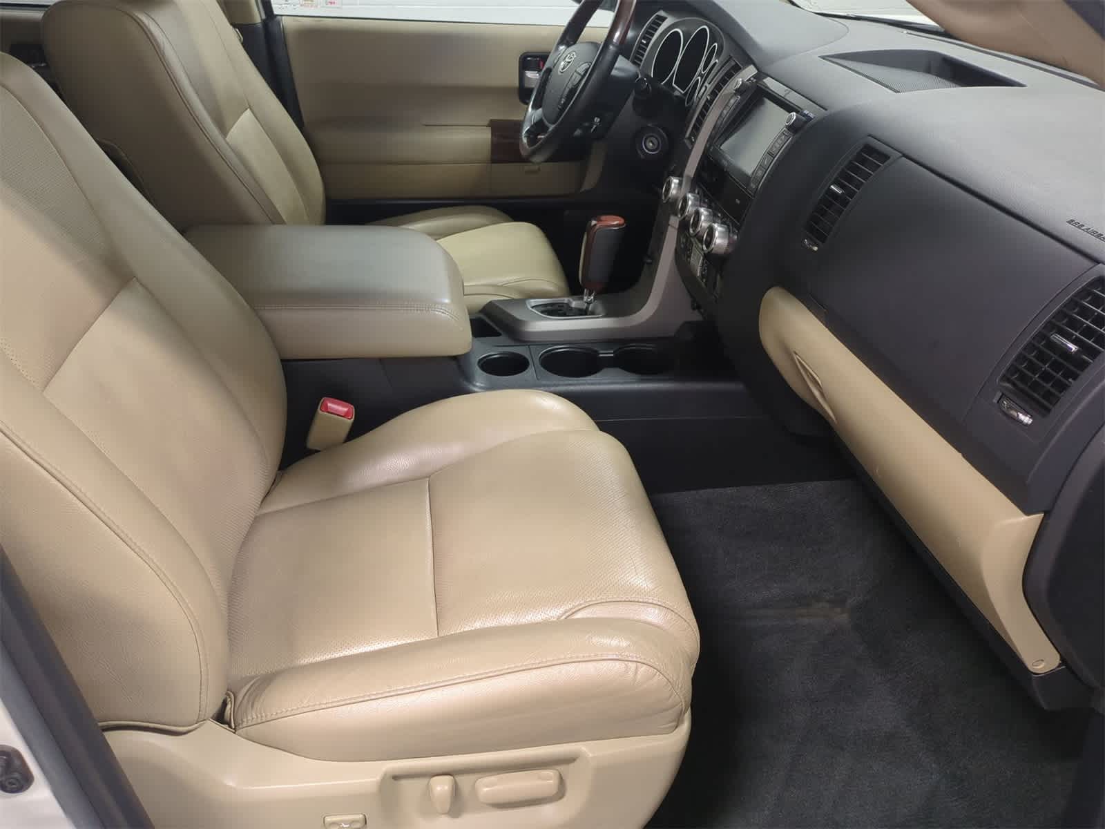 Thumbnail: 2013 Toyota Sequoia - 24