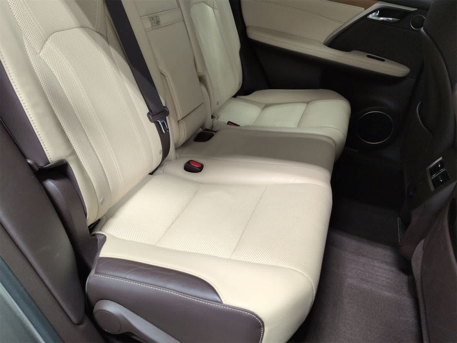 Thumbnail: 2018 Lexus RX - 22