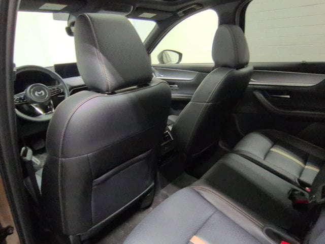 Thumbnail: 2026 Mazda CX-70 - 19