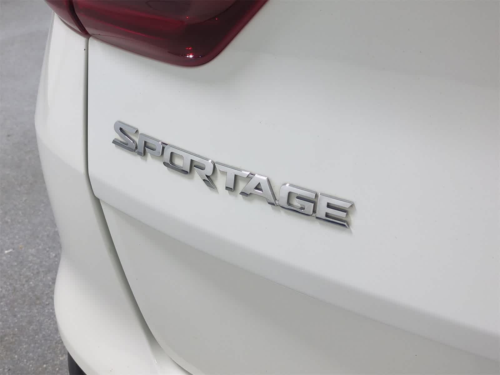 Thumbnail: 2020 Kia Sportage - 13