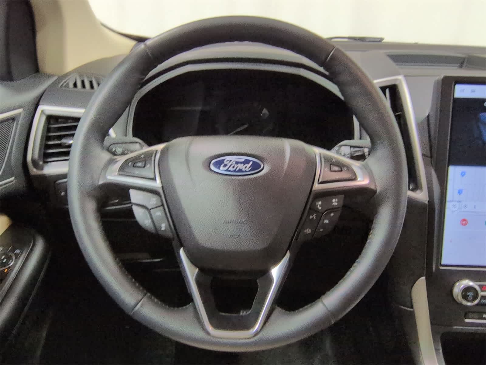 Thumbnail: 2022 Ford Edge - 23