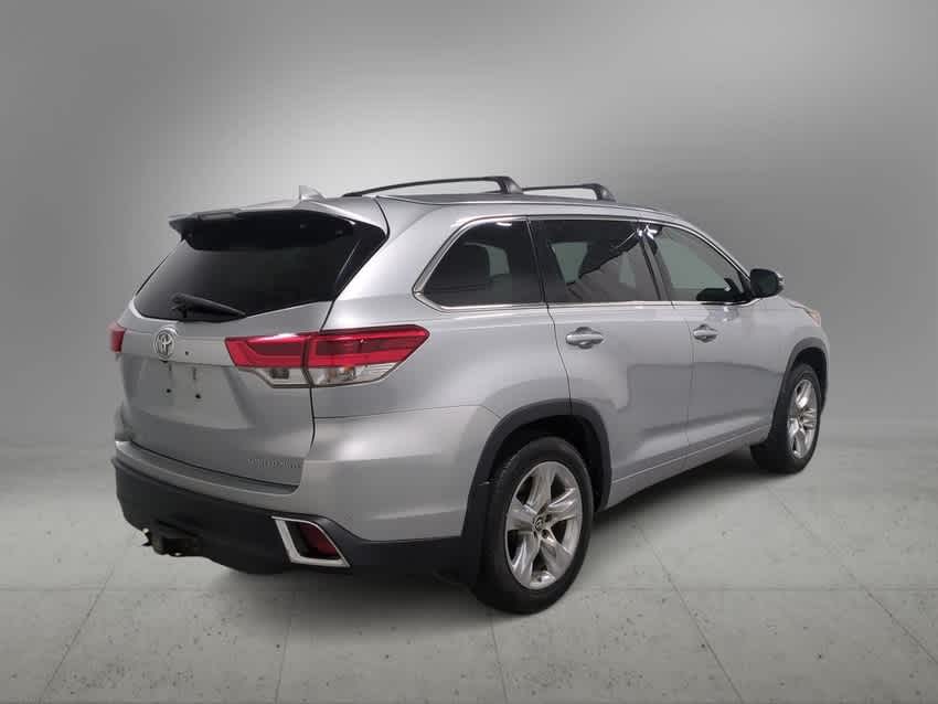 2018 Toyota Highlander Limited 8