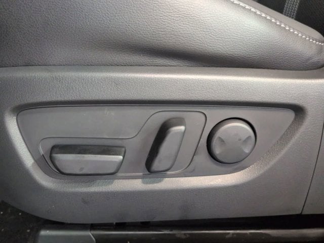 Thumbnail: 2026 Mazda CX-50 - 18