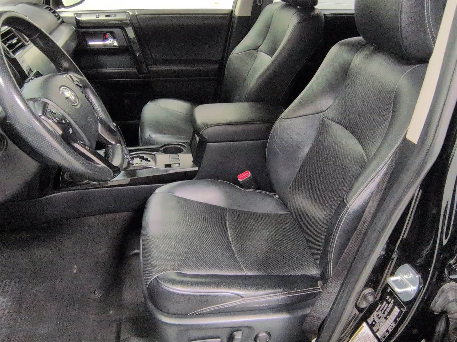 Thumbnail: 2021 Toyota 4Runner - 17