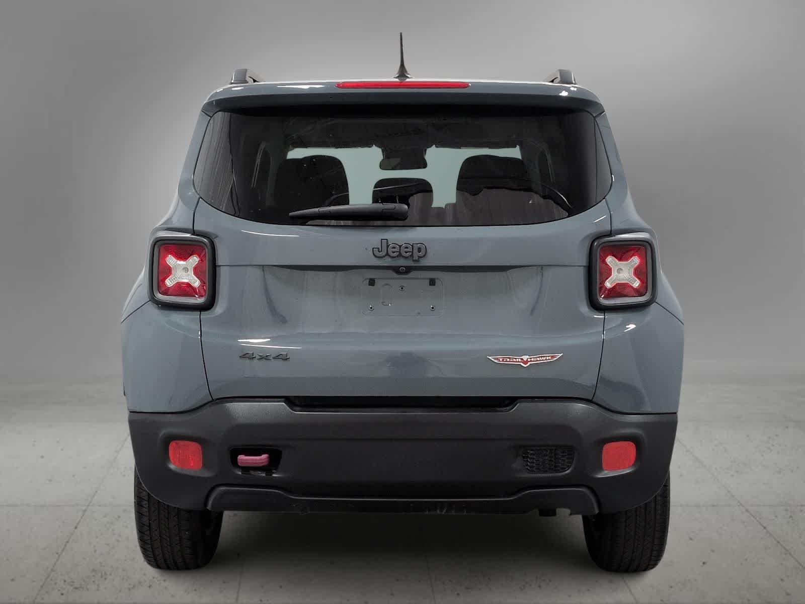 Thumbnail: 2017 Jeep Renegade - 7