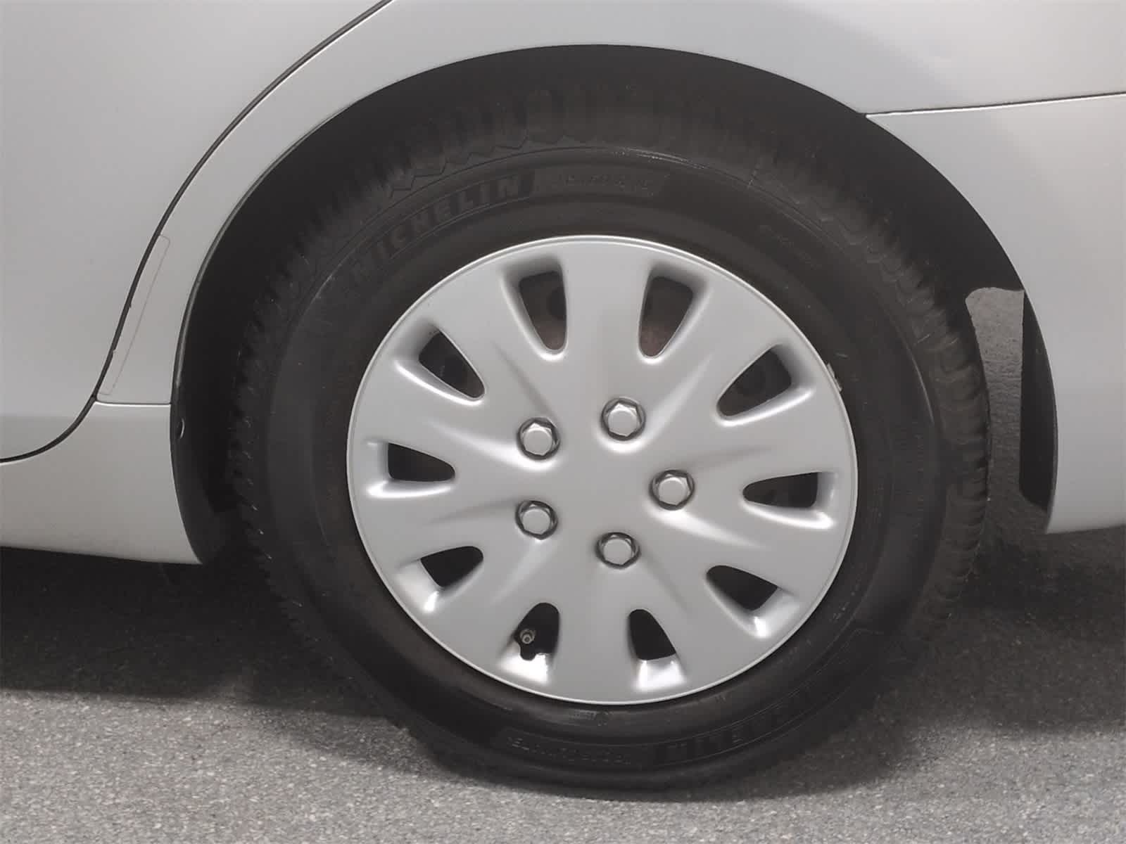 Thumbnail: 2009 Toyota Camry - 13