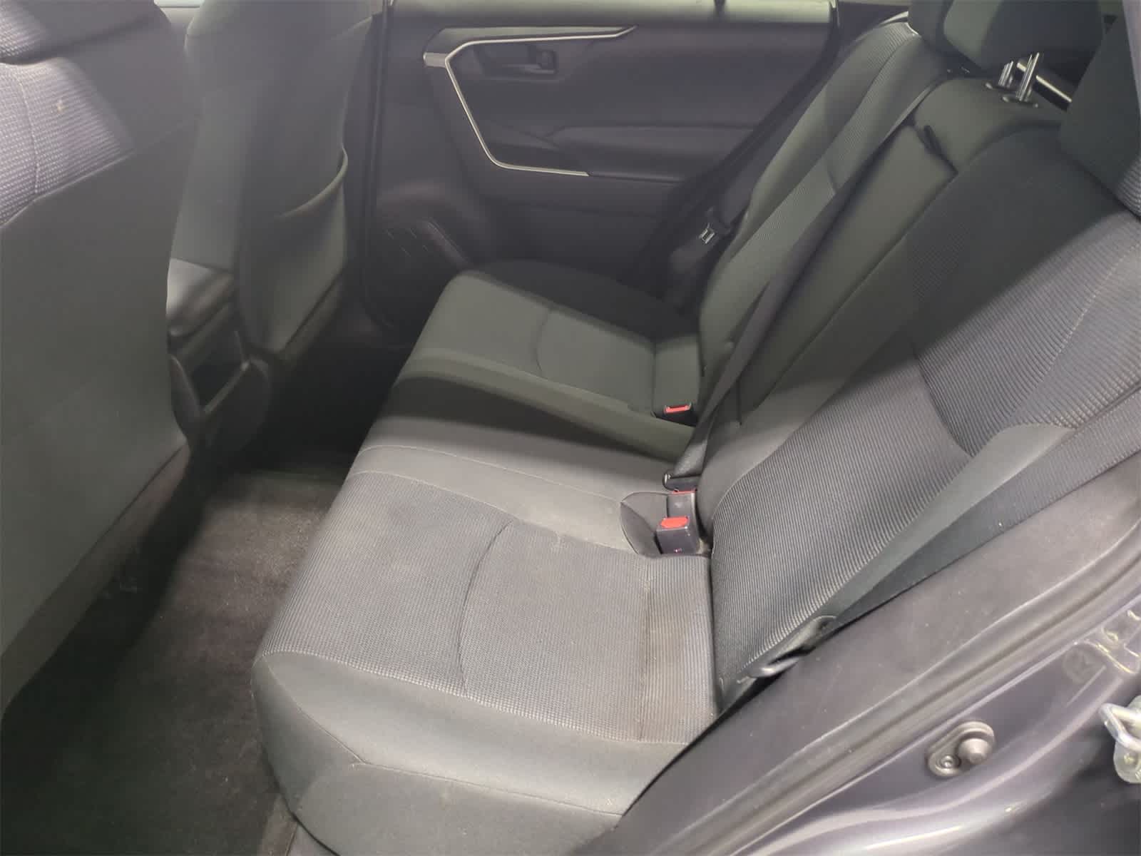 Thumbnail: 2019 Toyota RAV4 - 19
