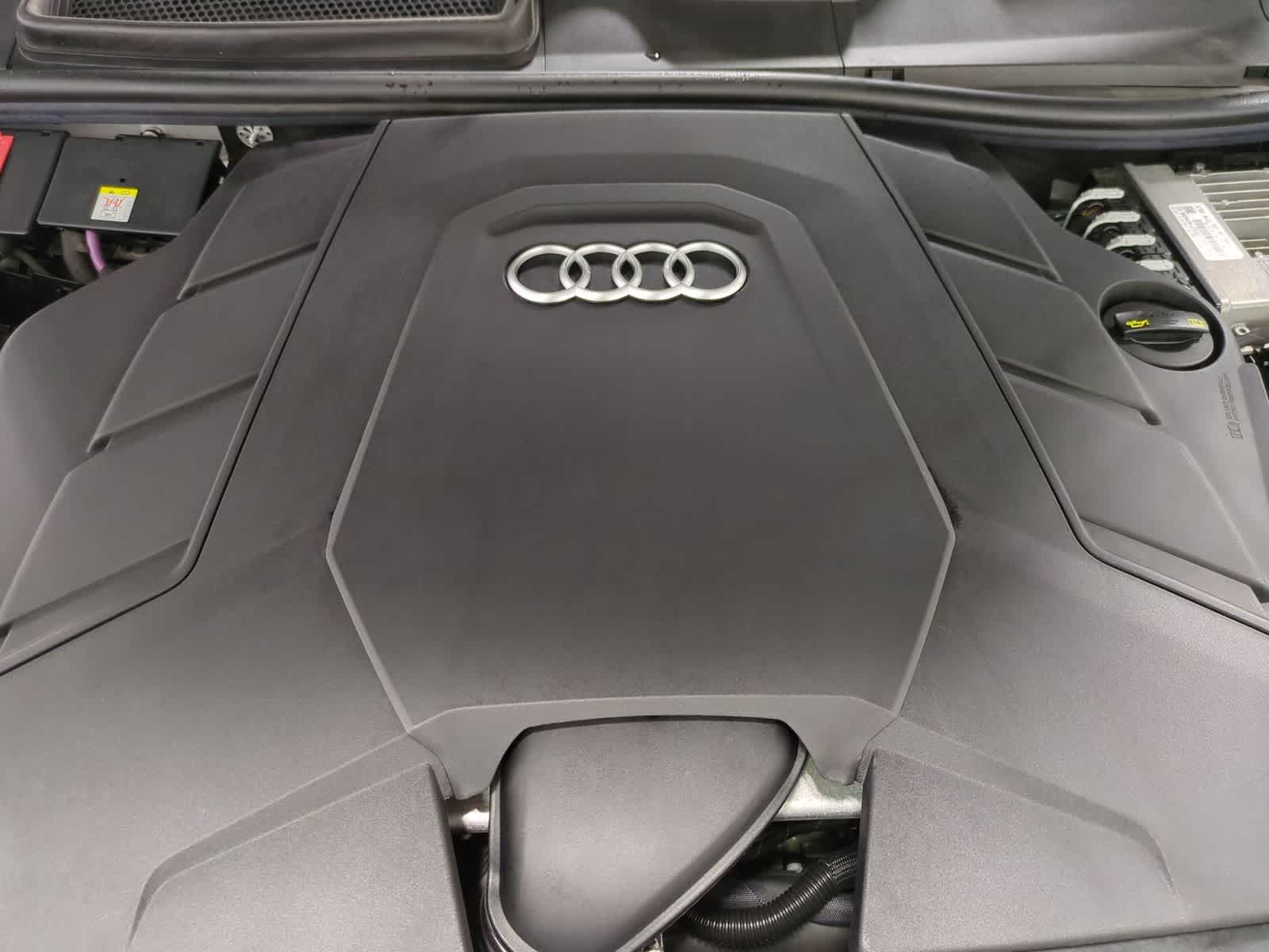 Thumbnail: 2019 Audi Q8 - 14