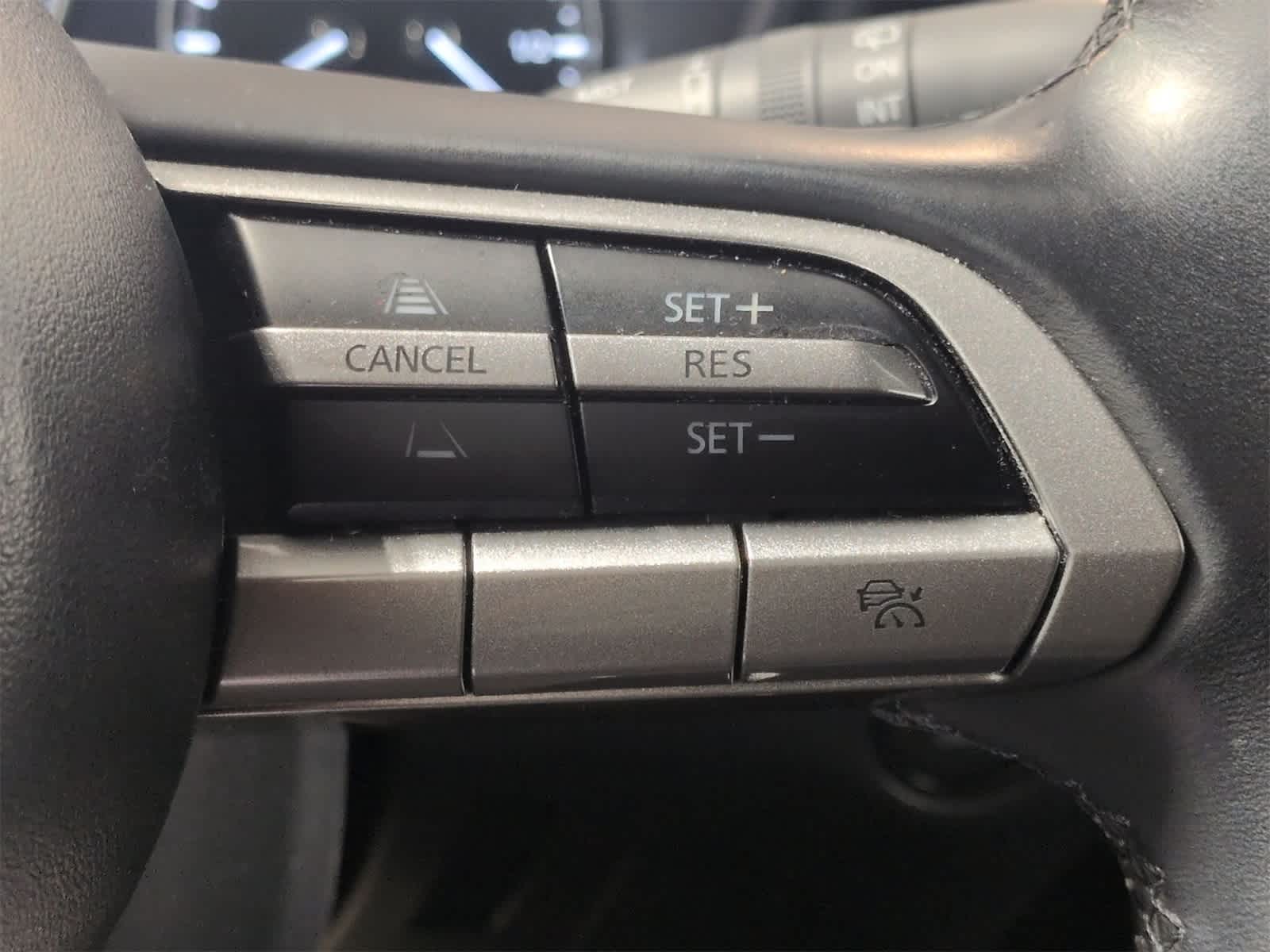 Thumbnail: 2023 Mazda CX-30 - 25